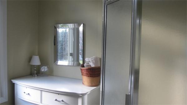 Viewing Image 16
