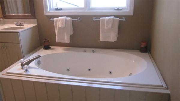 Viewing Image 22