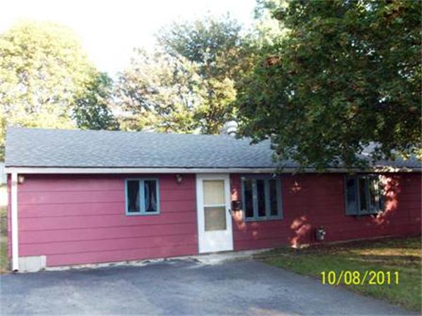 Single Family Home for Sale, ListingId:17835930, location: 16 Blossom St Clinton 01510
