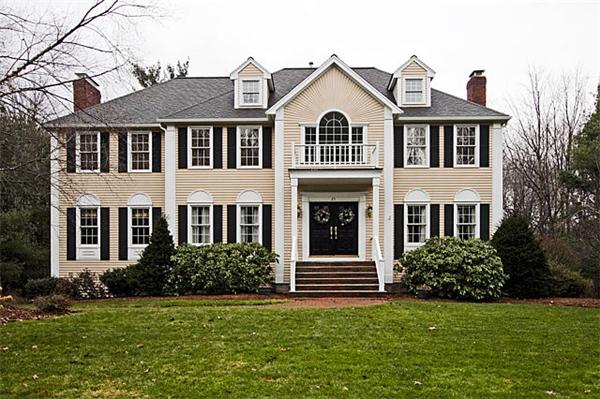 Single Family Home for Sale, ListingId:17844707, location: 25 Cranberry Lane North Andover 01845