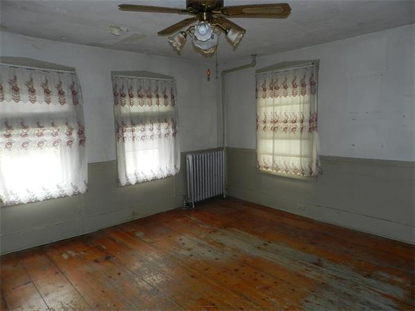 Viewing Image 7