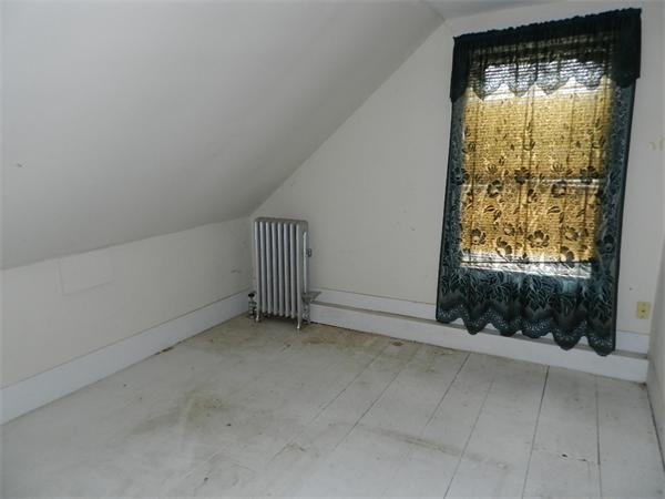 Viewing Image 10