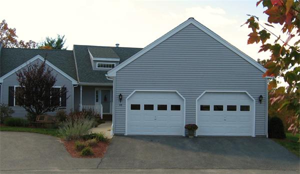 Single Family Home for Sale, ListingId:17922464, location: 33 Shire Rd Fitchburg 01420