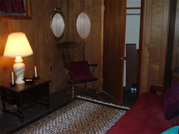 Viewing Image 4