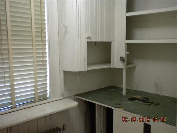 Viewing Image 19