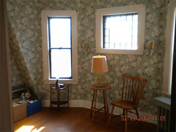 Viewing Image 25