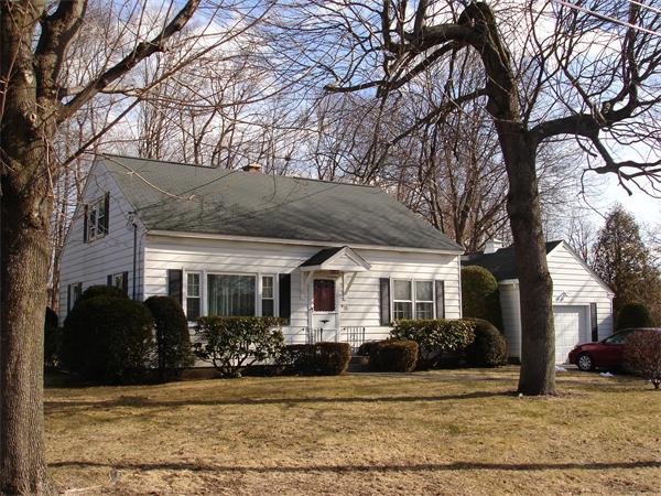 Single Family Home for Sale, ListingId:17990049, location: 28 Douglas Ave Leominster 01453