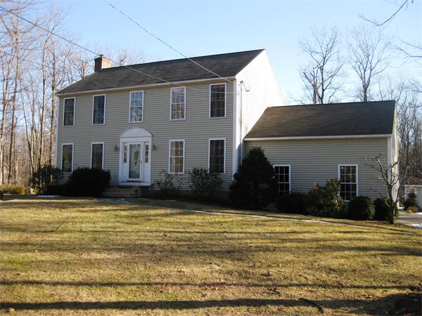 Single Family Home for Sale, ListingId:18002107, location: 9 Woodview Dr., Hubbardston 01452