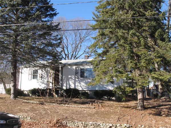 Single Family Home for Sale, ListingId:18002137, location: 19 Pinewood Tewksbury 01876