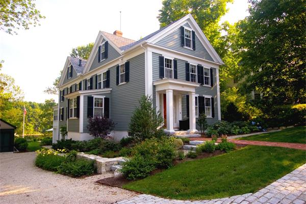 Single Family Home for Sale, ListingId:18031640, location: 101 River Rd Merrimac 01860