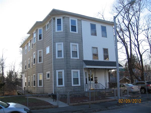 Multi Family for Sale, ListingId:18031667, location: 27 Enfield Street Worcester 01602