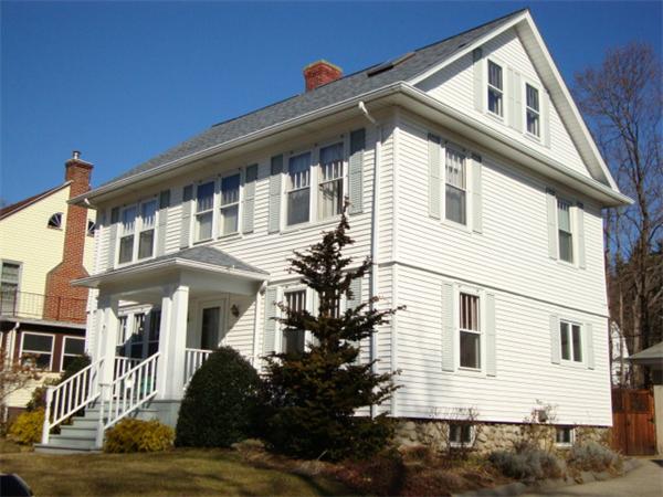 Single Family Home for Sale, ListingId:18031668, location: 114 Coolidge Rd Worcester 01602