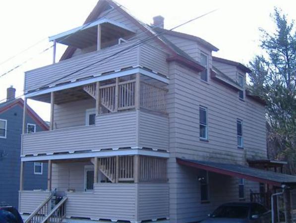 Multi Family for Sale, ListingId:18031631, location: 89 Cascade Fitchburg 01420