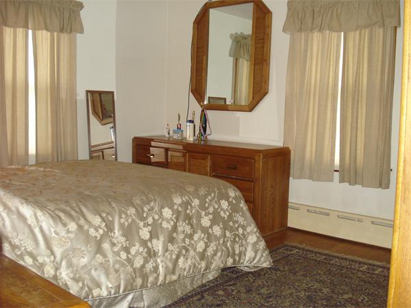 Viewing Image 4