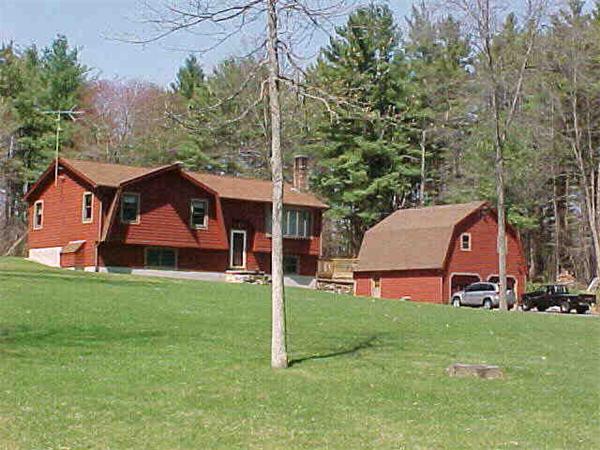 Single Family Home for Sale, ListingId:18169013, location: 27 Barrette Rd Dudley 01571
