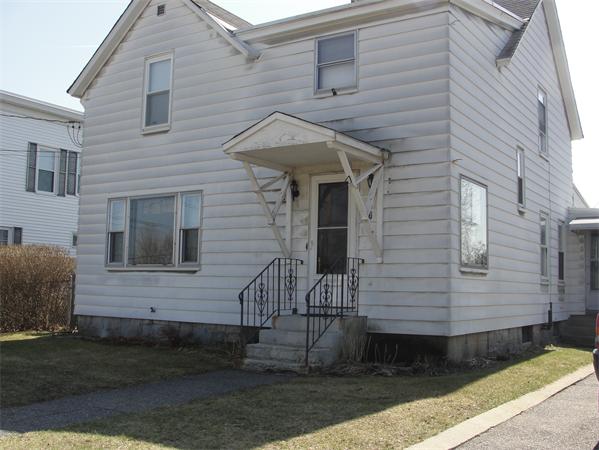 Real Estate for Sale, ListingId:18408968, location: 227 Spruce Street Leominster 01453