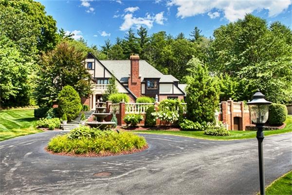 Real Estate for Sale, ListingId:18473819, location: 611 Merriam Avenue Leominster 01453