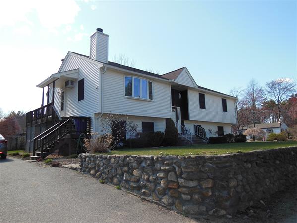 Real Estate for Sale, ListingId:18670730, location: 22 Grove Rd Leominster 01453