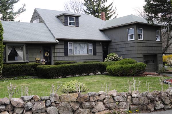 Single Family Home for Sale, ListingId:18760218, location: 16 VISTA DRIVE Danvers 01923