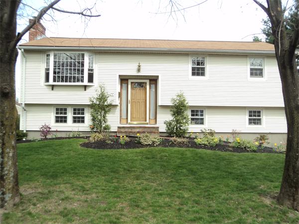 Single Family Home for Sale, ListingId:18790942, location: 77 Main Blvd Shrewsbury 01545