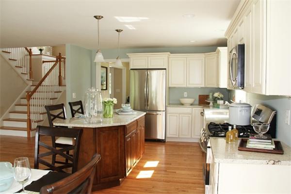 Viewing Image 8