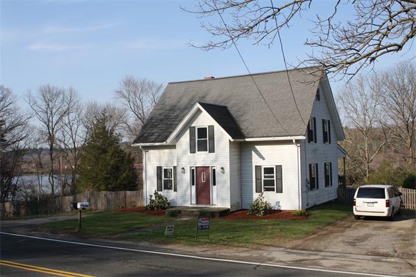 Single Family Home for Sale, ListingId:18790874, location: 566 School Street Northbridge 01534