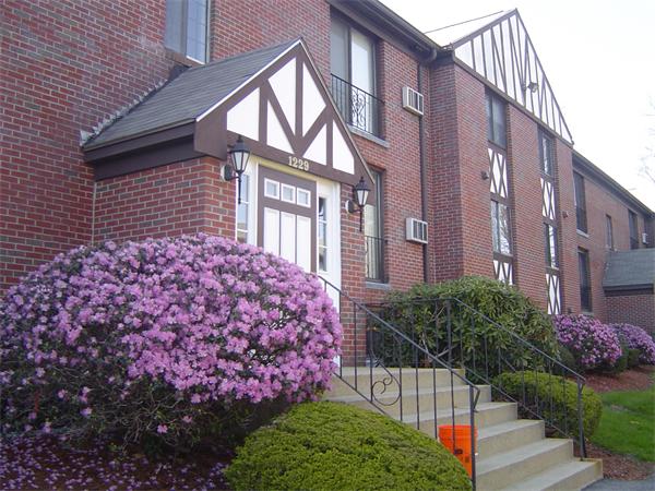 Single Family Home for Sale, ListingId:18810512, location: 1229 Lawrence St Lowell 01852