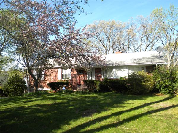 Single Family Home for Sale, ListingId:18834672, location: 16 Dinsmore St Lowell 01852