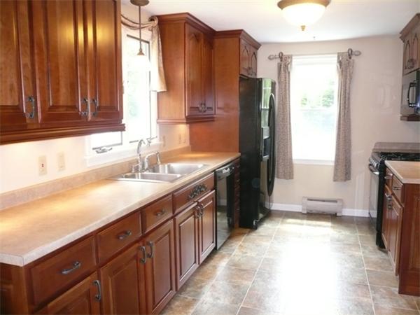 Single Family Home for Sale, ListingId:18964616, location: 81 Greenville Dr Forestdale 02644