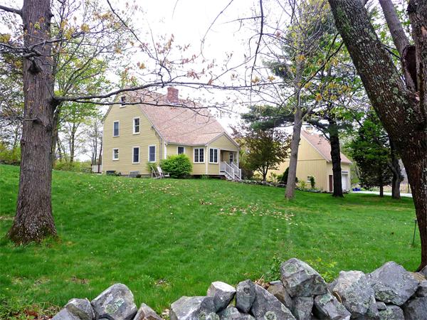 Single Family Home for Sale, ListingId:19094883, location: 14 Turkey Hill Rd West Newbury 01985