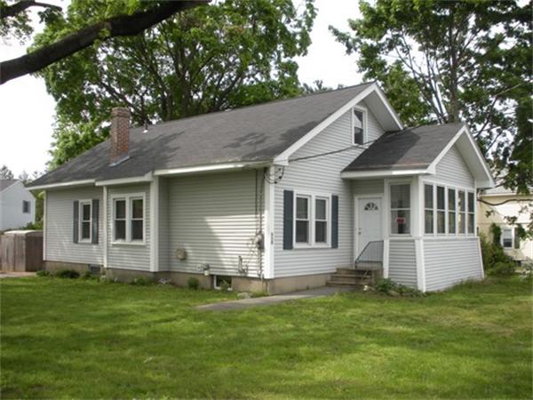 Single Family Home for Sale, ListingId:19207019, location: 658 High Street Clinton 01510