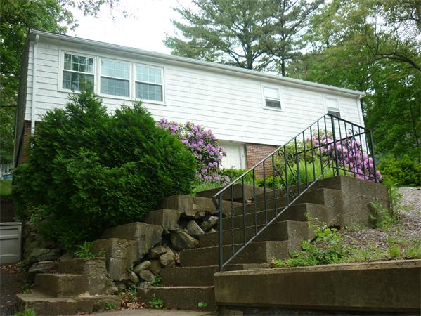 Single Family Home for Sale, ListingId:19356701, location: 11 Walnut St Saugus 01906
