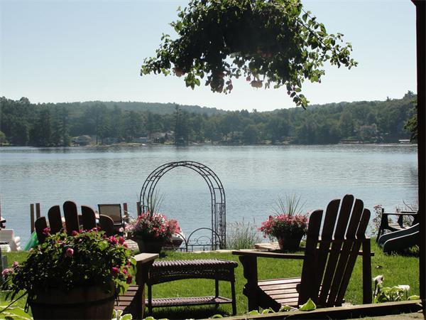 Single Family Home for Sale, ListingId:19440872, location: 23 Lake View Drive Spencer 01562