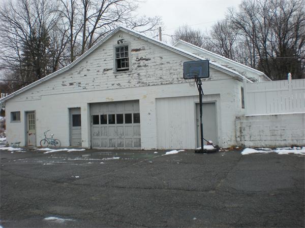 Real Estate for Sale, ListingId: 23360942, Clinton,&nbsp;MA&nbsp;&nbsp;01510