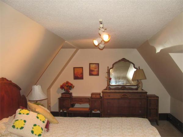 Viewing Image 8