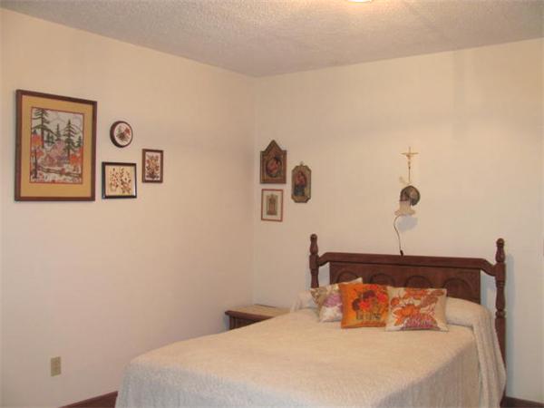 Viewing Image 9