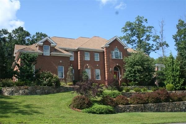 Real Estate for Sale, ListingId: 23360935, Shrewsbury,&nbsp;MA&nbsp;&nbsp;01545