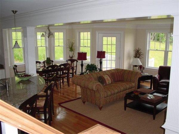 Real Estate for Sale, ListingId: 21462950, Amesbury,&nbsp;MA&nbsp;&nbsp;01913