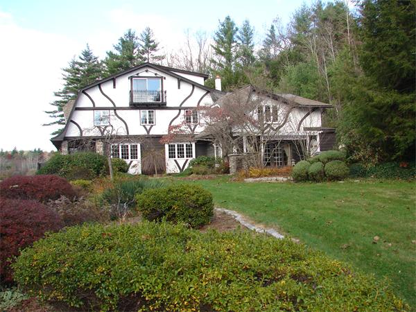 Real Estate for Sale, ListingId: 23361611, Holden,&nbsp;MA&nbsp;&nbsp;01520