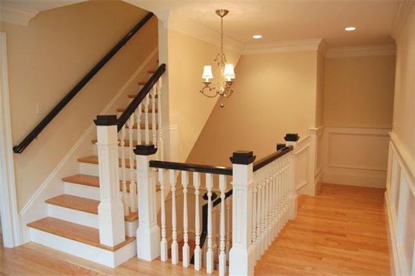 14 Flintlock Rd Lexington, MA 02420