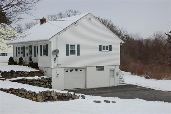 Real Estate for Sale, ListingId: 22842701, Chelmsford,&nbsp;MA&nbsp;&nbsp;01824