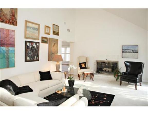 18 Fifer Lane #18 Lexington, MA 02420