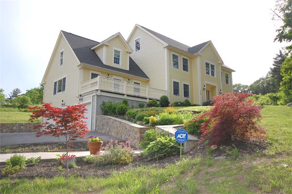 Real Estate for Sale, ListingId: 23282229, Middleton,&nbsp;MA&nbsp;&nbsp;01949