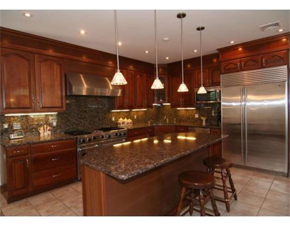 9 Olde Farm Road Woburn, MA 01801