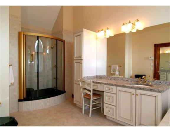 9 Olde Farm Road Woburn, MA 01801