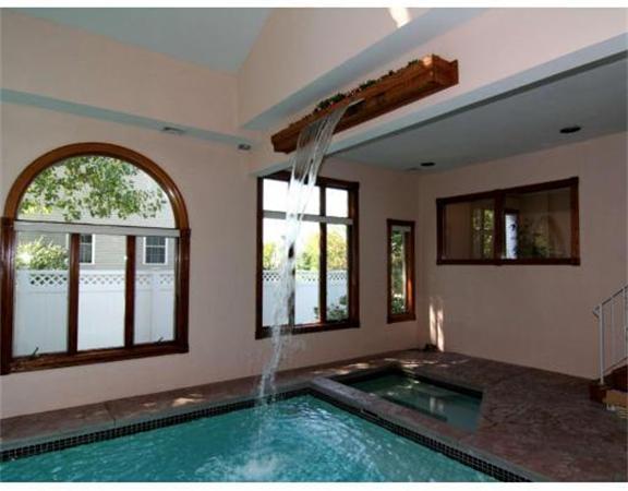 9 Olde Farm Road Woburn, MA 01801