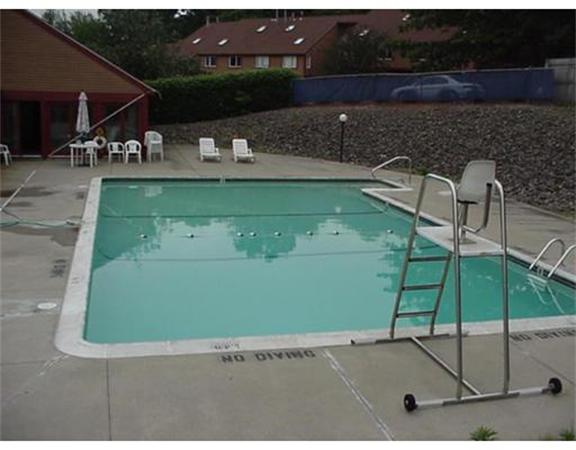 Rental Homes for Rent, ListingId:23557933, location: 19 J Meadow Pond Dr Leominster 01453