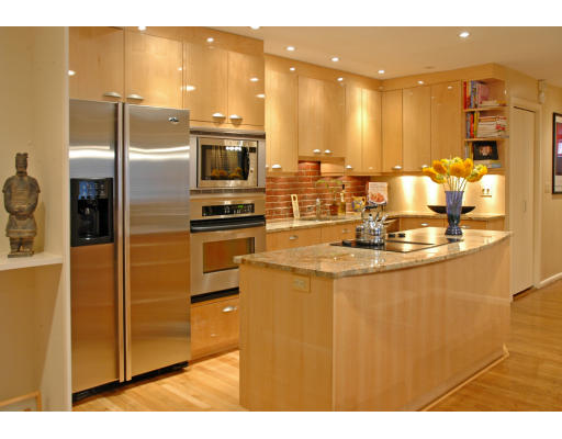 Boston Condos and Luxury Boston Real Estate For Sale