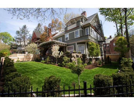 Boston Condos and Luxury Boston Real Estate For Sale
