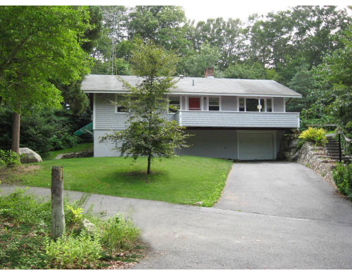 41 Fern Lane, Falmouth, MA, 02543, USA